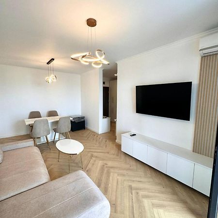 Lake View Luxury Apartament クルージュ＝ナポカ エクステリア 写真